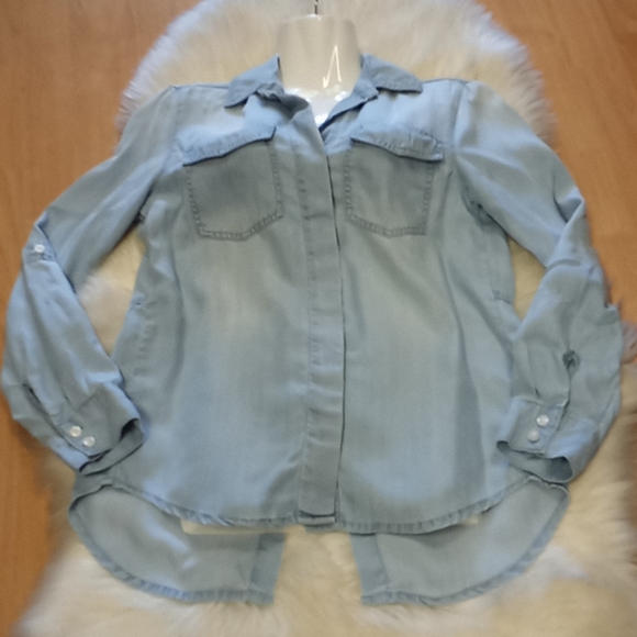 Sam Edelman Chambray Long Sleeved Top - Picture 13 of 14